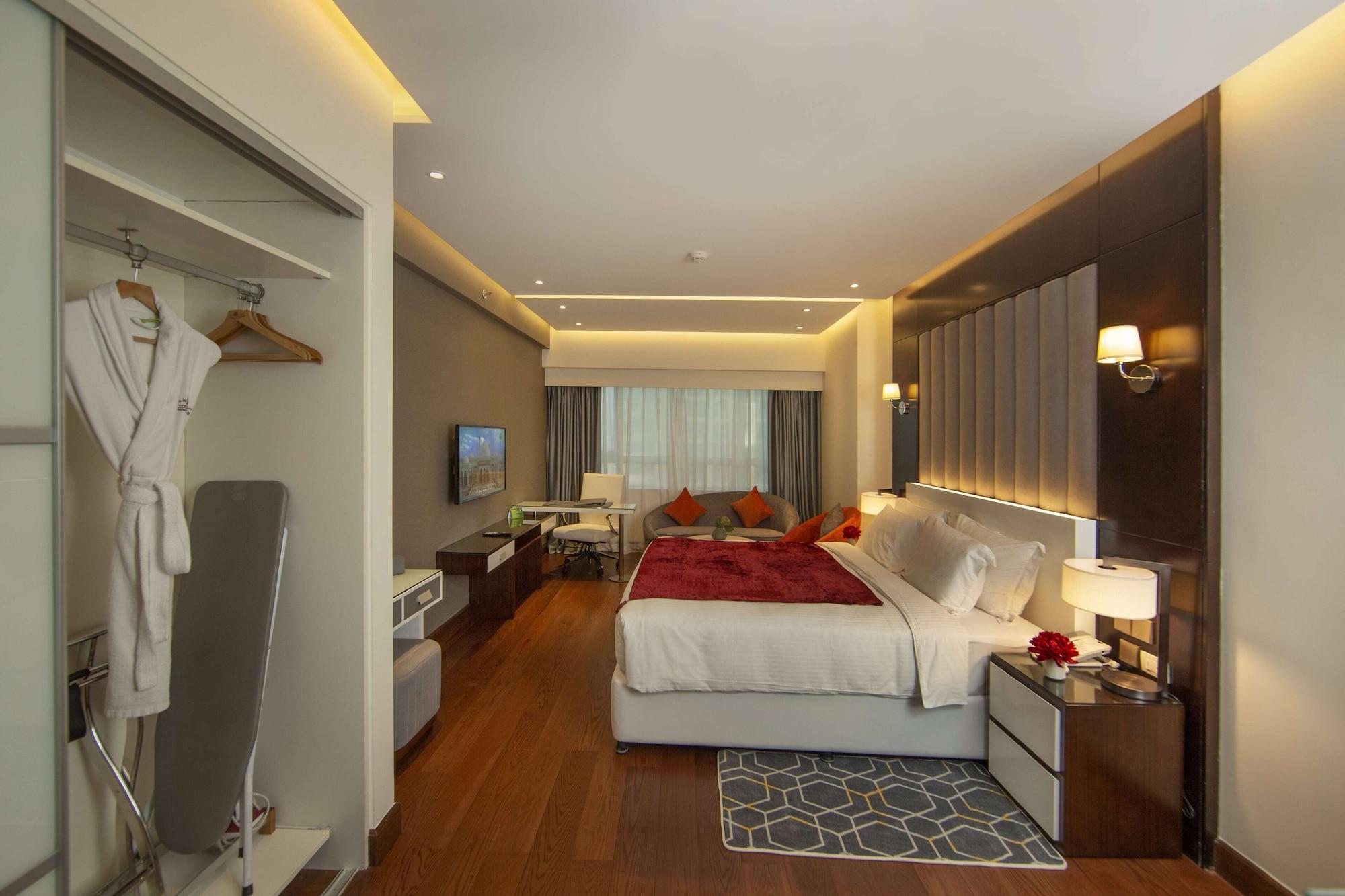 Number One Tower 4* Dubai