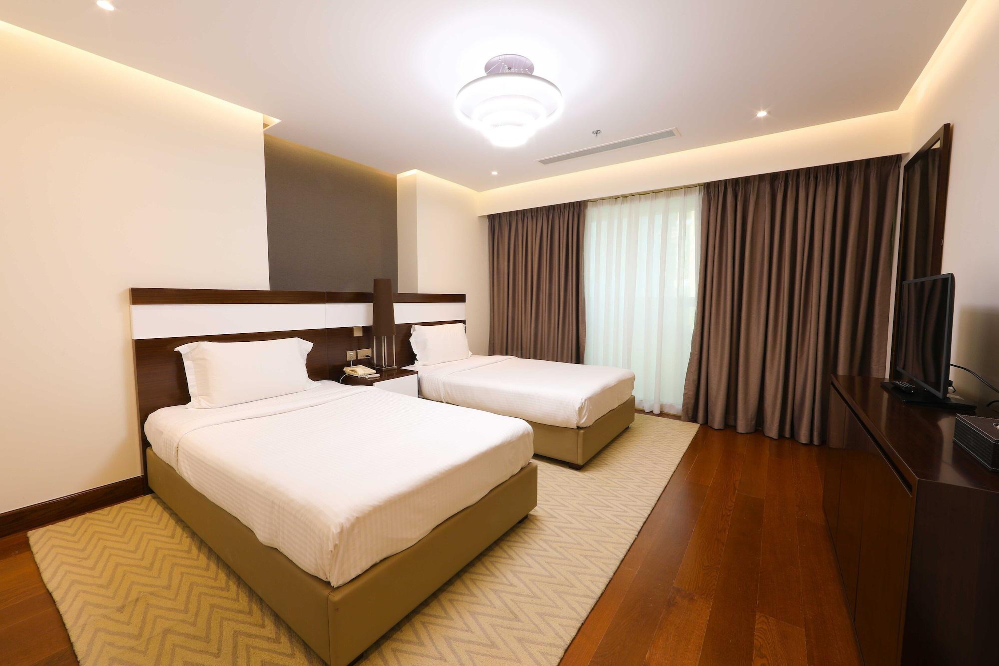 Aparthotel Number One Tower 4*